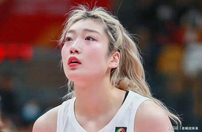 辽宁男篮三外援全出炉：重签夺冠外援库珀 搭档克里斯+爱德华兹