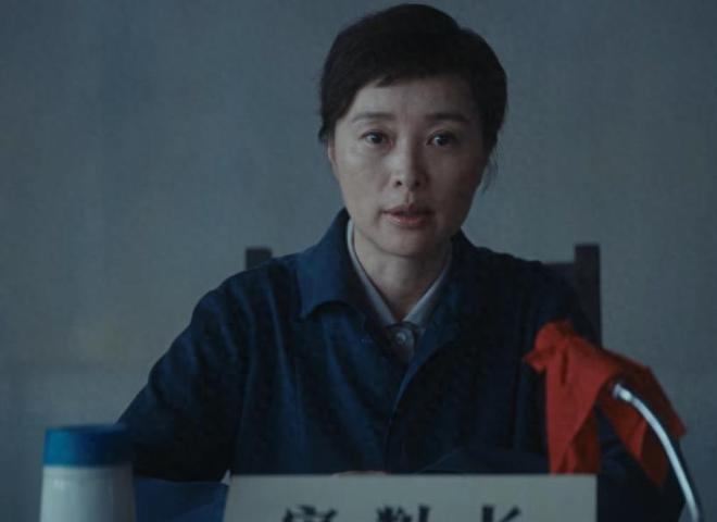 67岁富商与网红偷情九年生四胎,原配蒙在鼓里,小三竟公开炫富