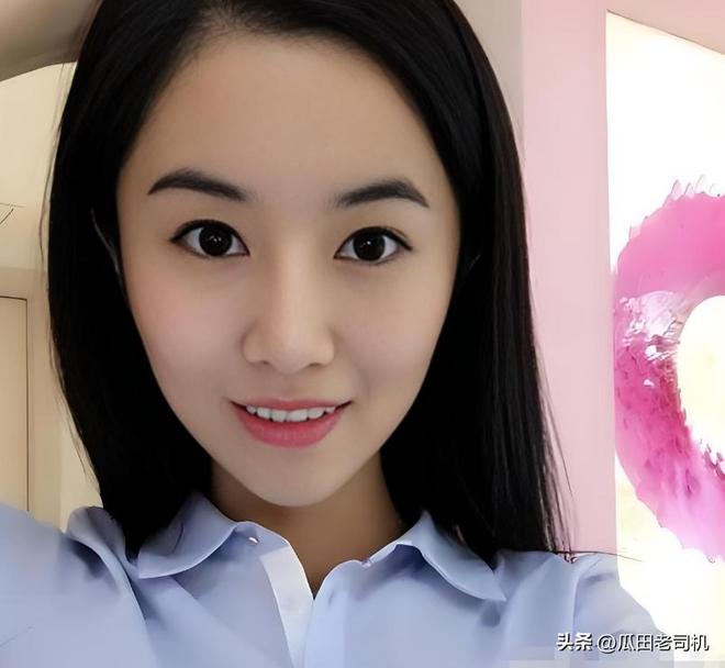 王欣瑜两盘不敌凯斯首轮出局排名跌至49,小布为战温网退赛诺丁汉